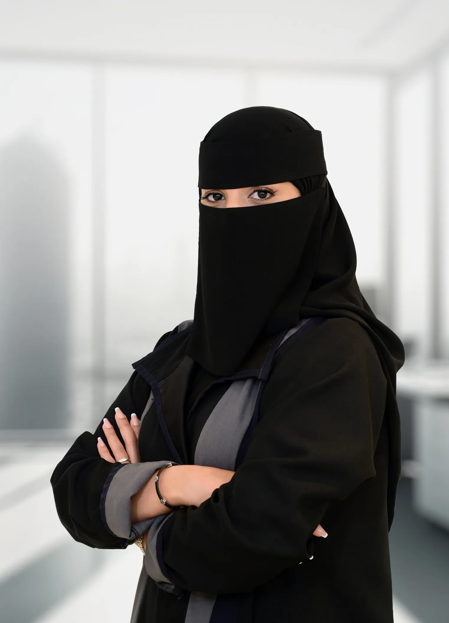 علا الخثعمي